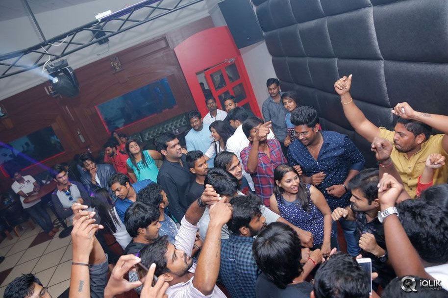 Tanu-Vachenanta-Movie-Promotions-At-Club-Cuba-Libre